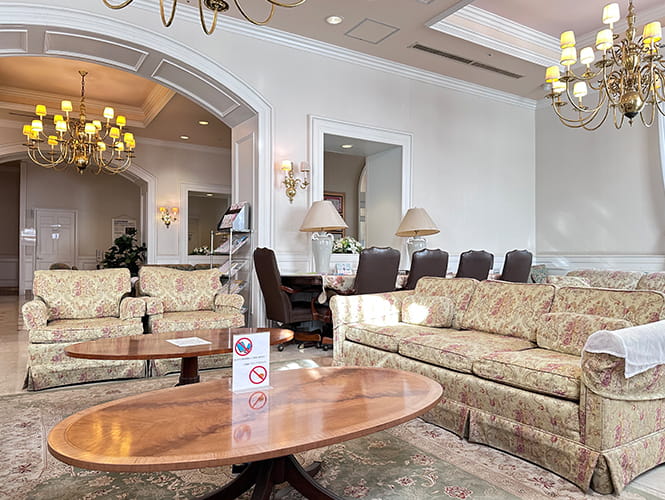 待合ホールの写真